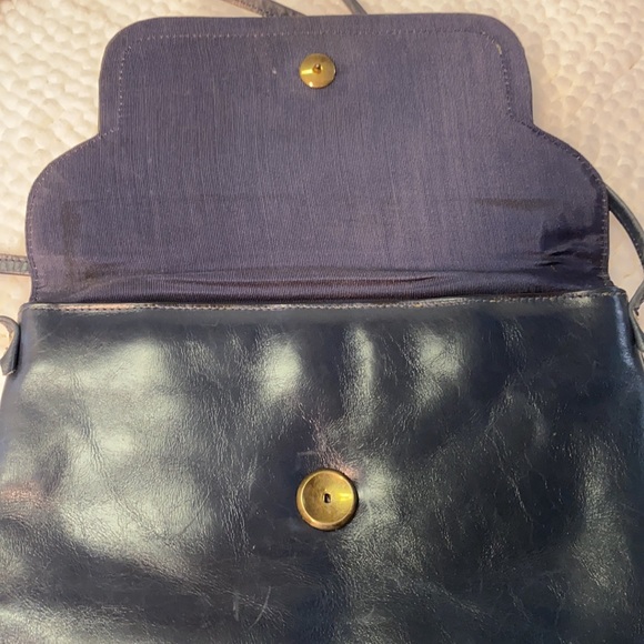 Vintage Blue Leather Purse - Picture 7 of 11